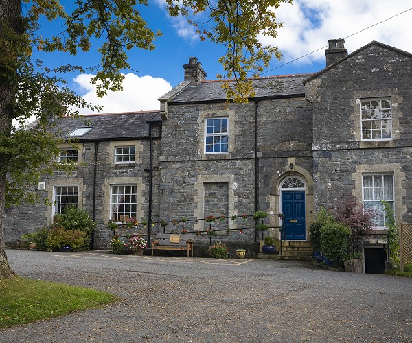 Outside of Cartref Bryn yr Eglwys