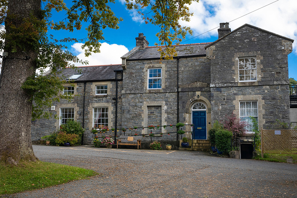 Cartref Bryn yr Eglwys Placeholder